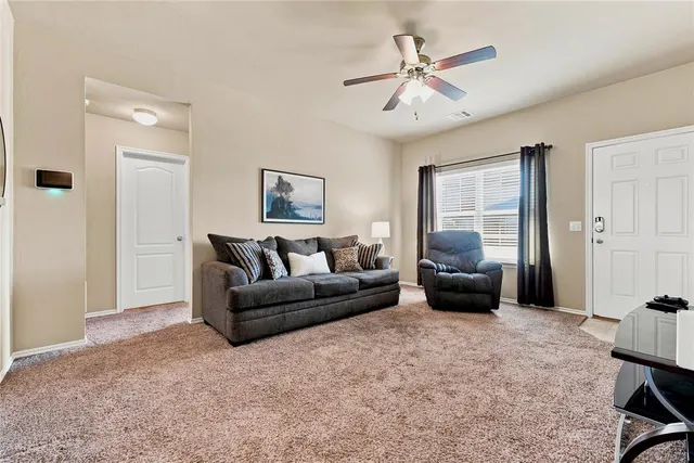 Photo 4 — 4904 Hunter Boulevard, Oklahoma City, OK 73179
