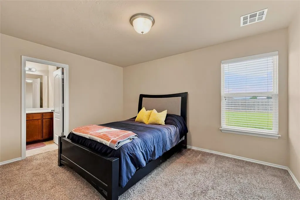 Photo 13 — 4904 Hunter Boulevard, Oklahoma City, OK 73179
