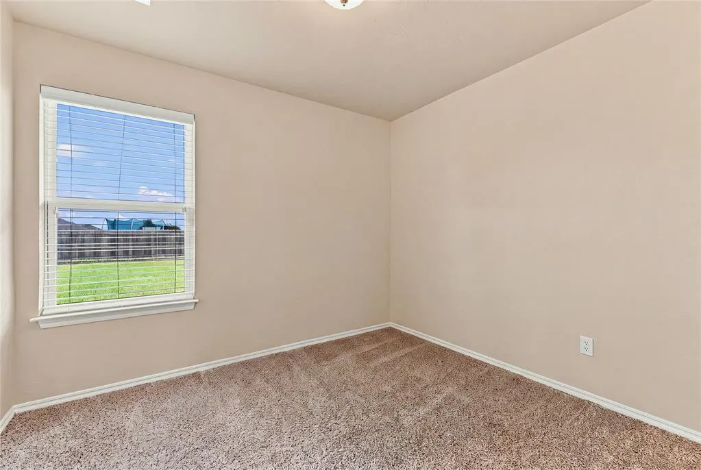 Photo 18 — 4904 Hunter Boulevard, Oklahoma City, OK 73179