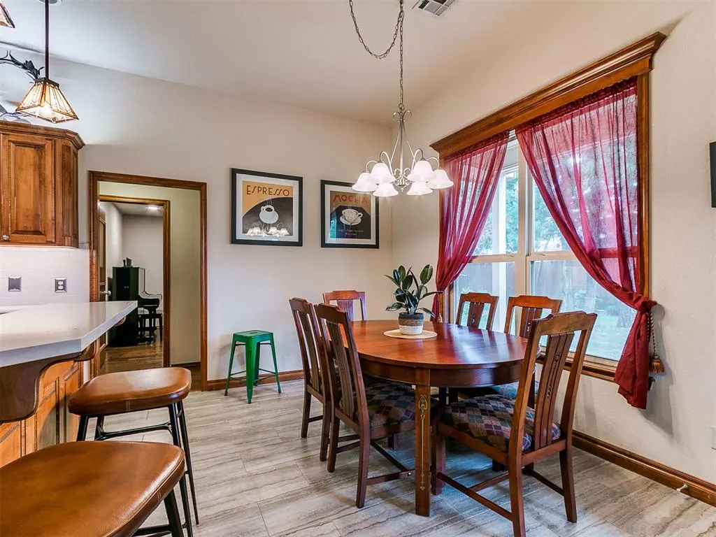 Photo 6 — 2116 Bates Way, Norman, OK 73071