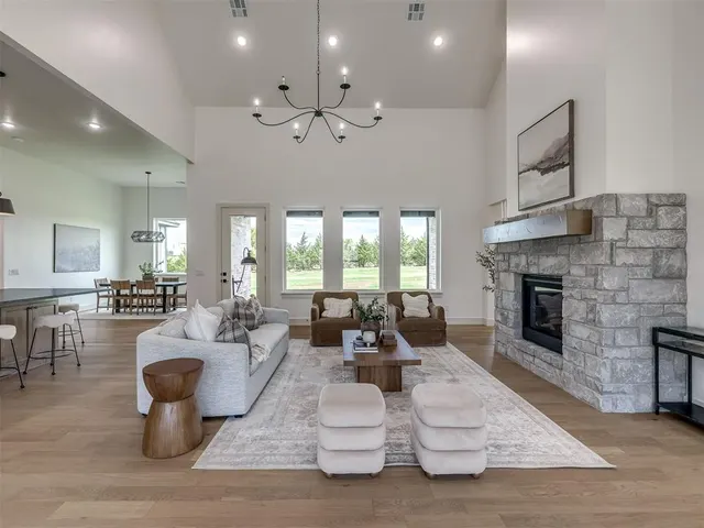Photo 3 — 14117 North Ridge Drive, Choctaw, OK 73020