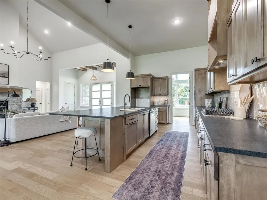 Photo 16 — 14117 North Ridge Drive, Choctaw, OK 73020