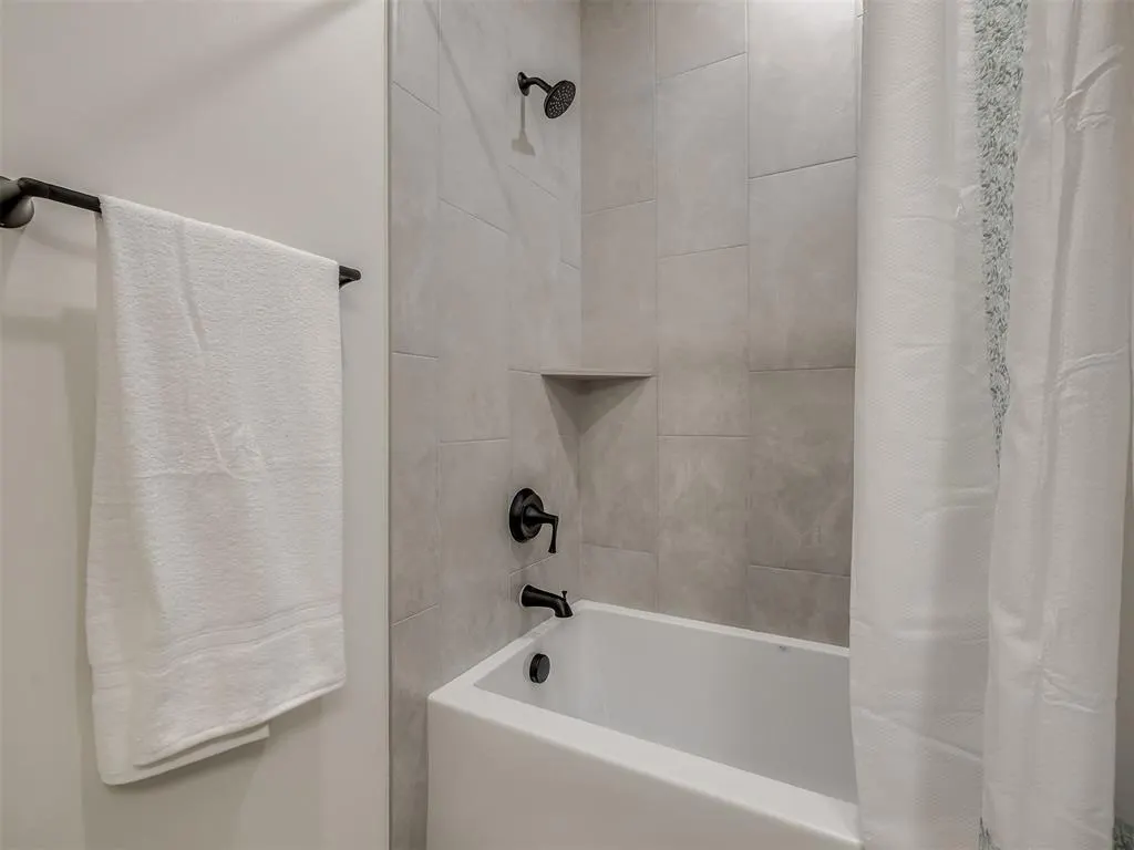 Photo 37 — 14117 North Ridge Drive, Choctaw, OK 73020