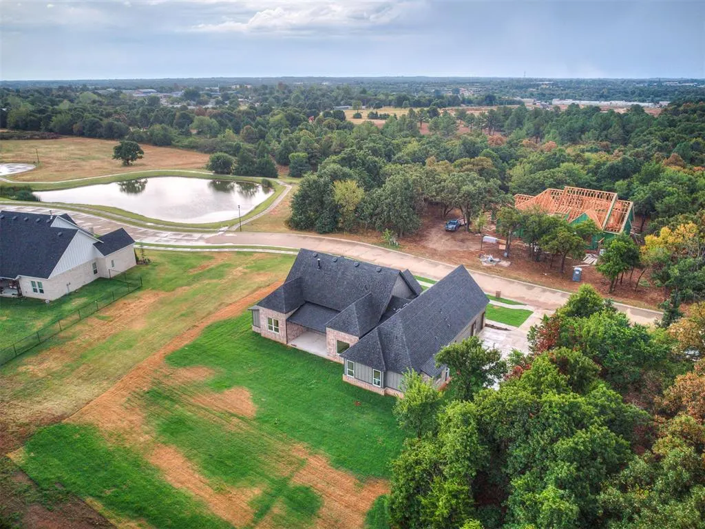 Photo 7 — 14117 North Ridge Drive, Choctaw, OK 73020