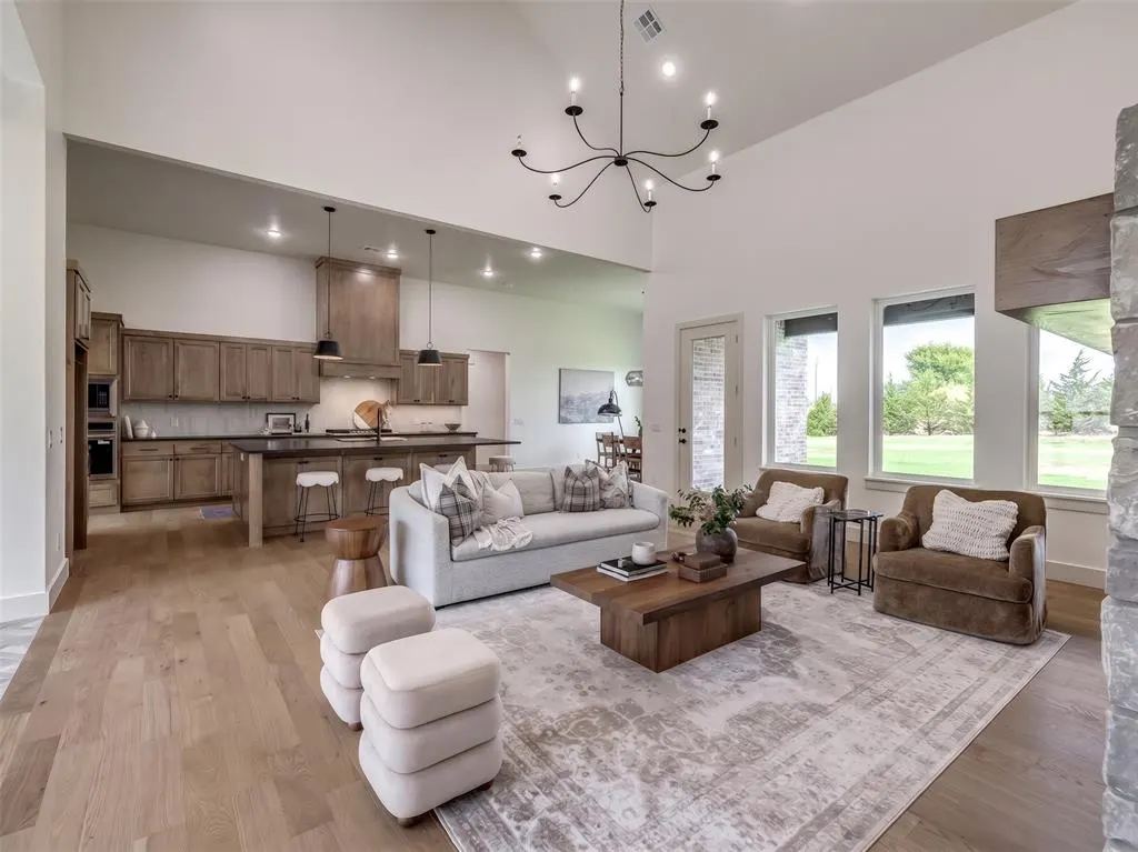 Photo 4 — 14117 North Ridge Drive, Choctaw, OK 73020