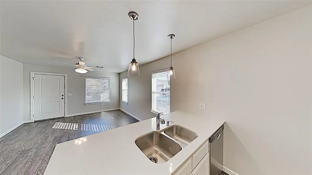 Photo 5 — 5017 Avion Court, Oklahoma City, OK 73135