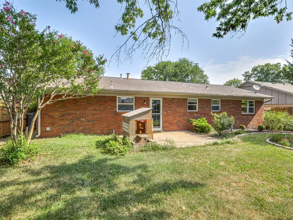 Photo 35 — 8922 E 49th Place, Tulsa, OK 74145