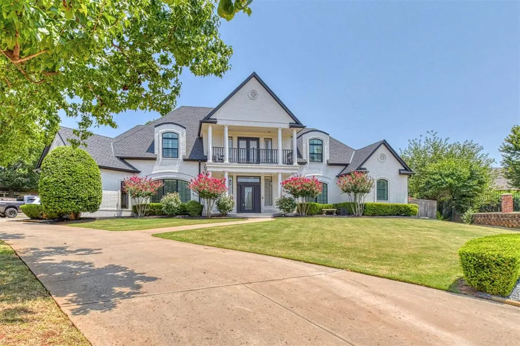 Photo 2 — 800 NW 145th Circle, Edmond, OK 73013
