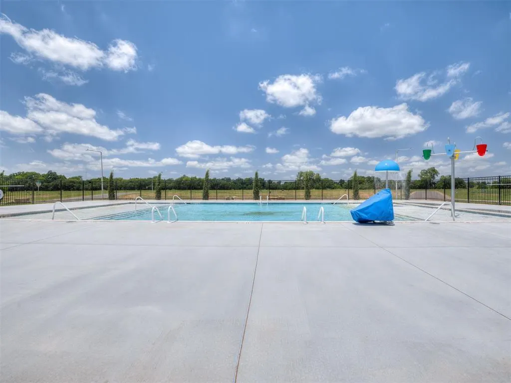 Photo 2 — 16028 Catalonia Place, Oklahoma City, OK 73170