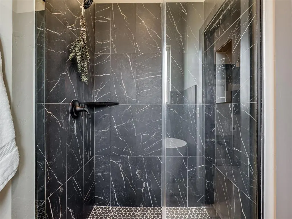 Photo 16 — 16028 Catalonia Place, Oklahoma City, OK 73170
