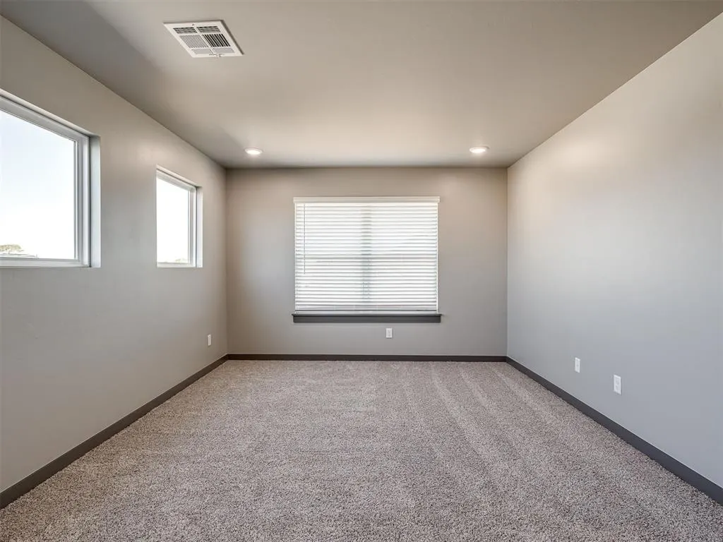 Photo 25 — 16028 Catalonia Place, Oklahoma City, OK 73170