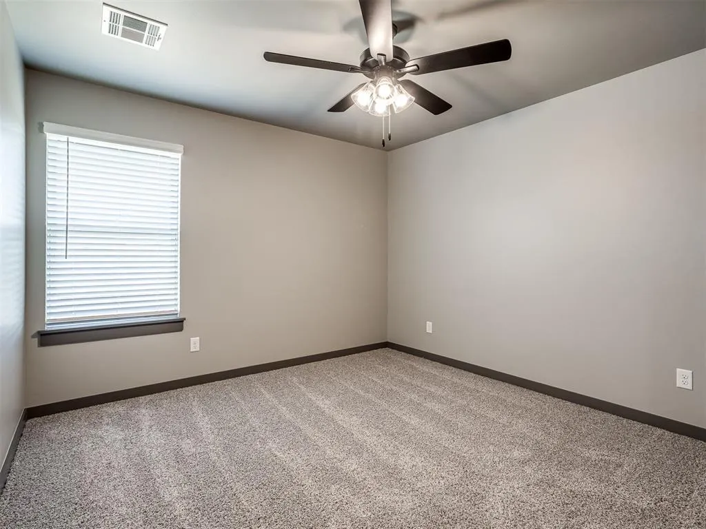 Photo 27 — 16028 Catalonia Place, Oklahoma City, OK 73170