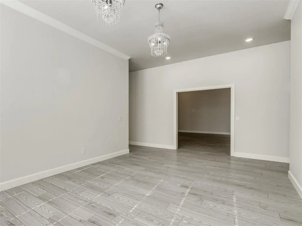 Photo 30 — 10917 Oaksplinter Lane, Oklahoma City, OK 73173