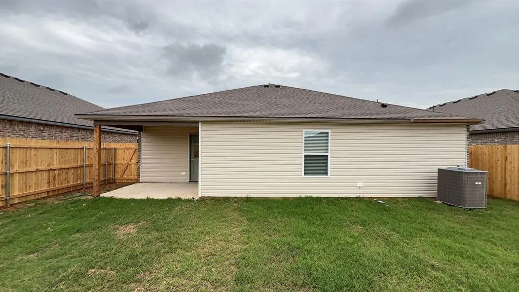 Photo 18 — 4017 Becky Lane, Mustang, OK 73064