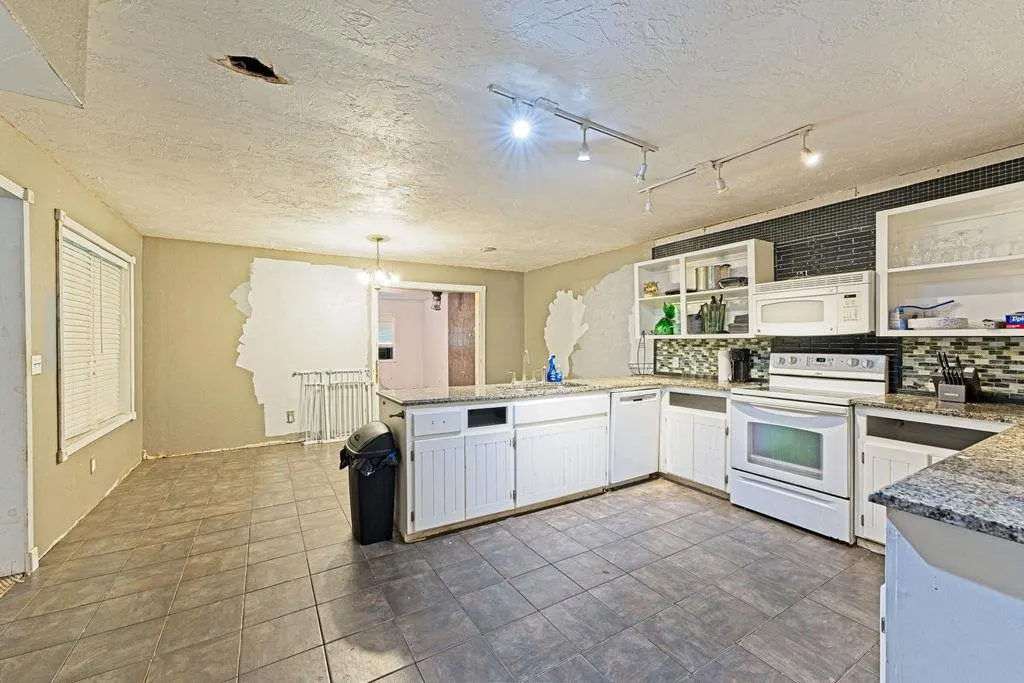 Photo 17 — 5100 SE 108th Avenue, Noble, OK 73068