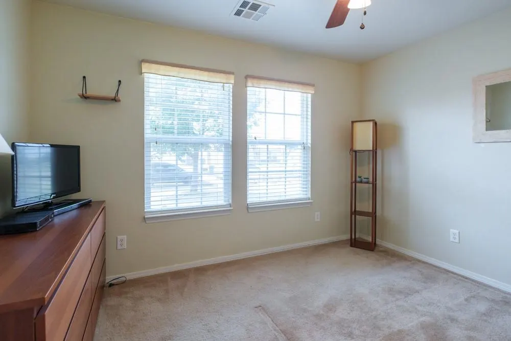 Photo 4 — 809 Grickle Drive, Norman, OK 73069