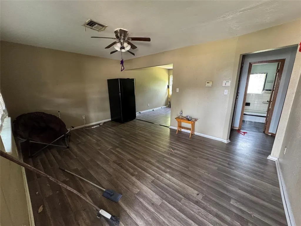 Photo 4 — 2249 NW 41st Street, Oklahoma City, OK 73112