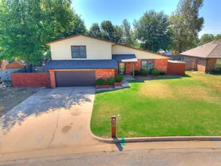 Sold home at 11708 Oakdale Street
