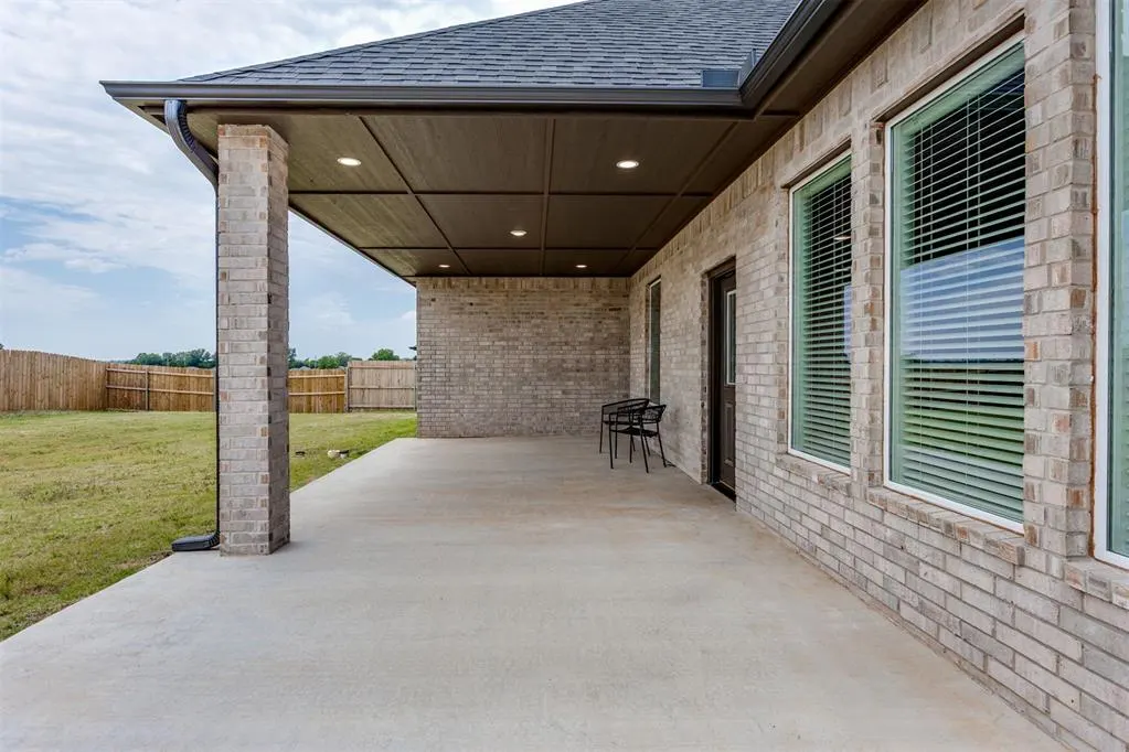 Photo 5 — 9208 SW 35 Street, Oklahoma City, OK 73179