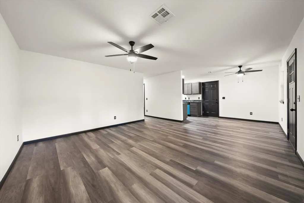 Photo 3 — 1208 E Hickman Street, Shawnee, OK 74801