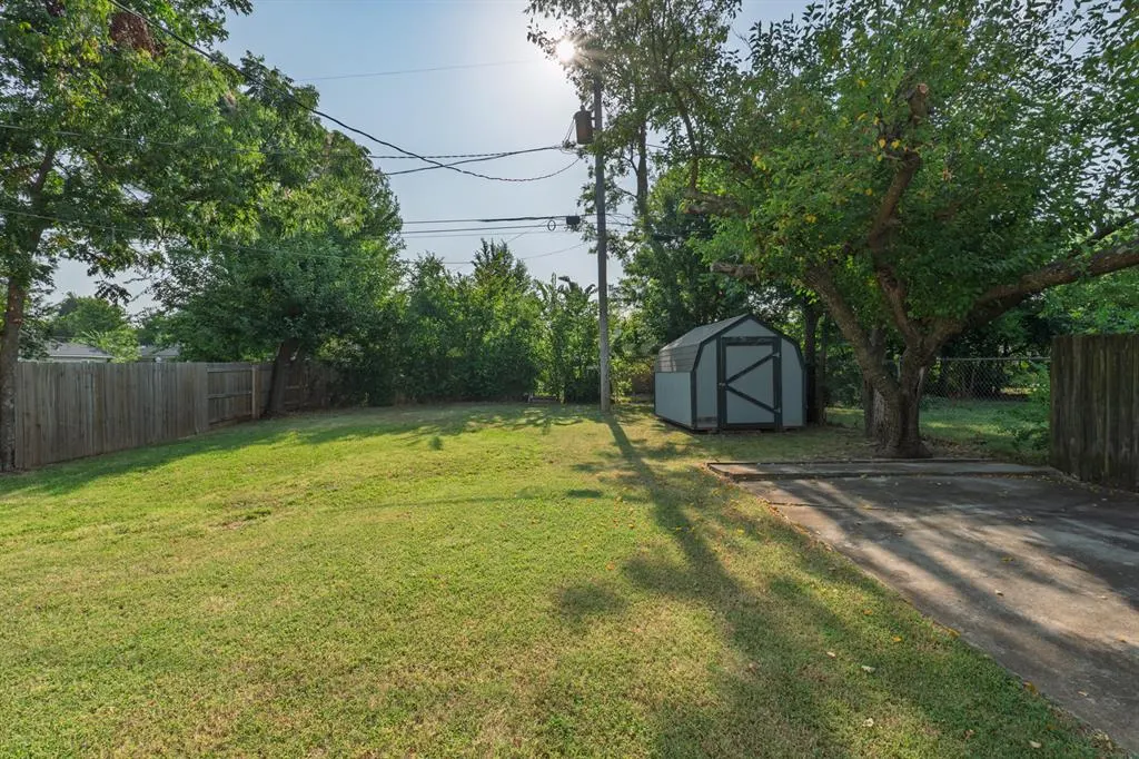 Photo 38 — 1627 N Market Avenue, Shawnee, OK 74804