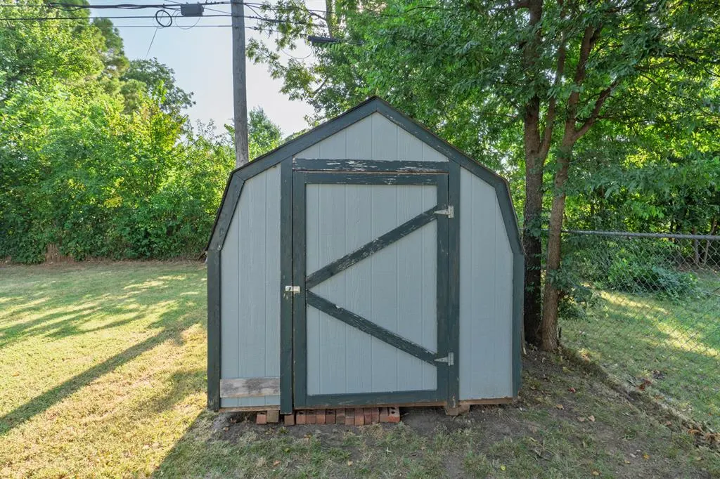 Photo 31 — 1627 N Market Avenue, Shawnee, OK 74804