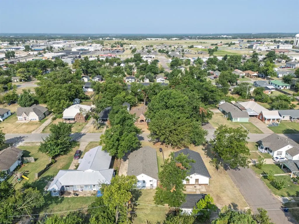 Photo 35 — 1627 N Market Avenue, Shawnee, OK 74804