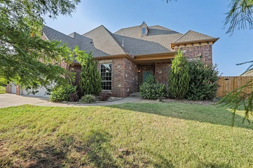 Photo 2 — 1801 NW 195th Circle, Edmond, OK 73012