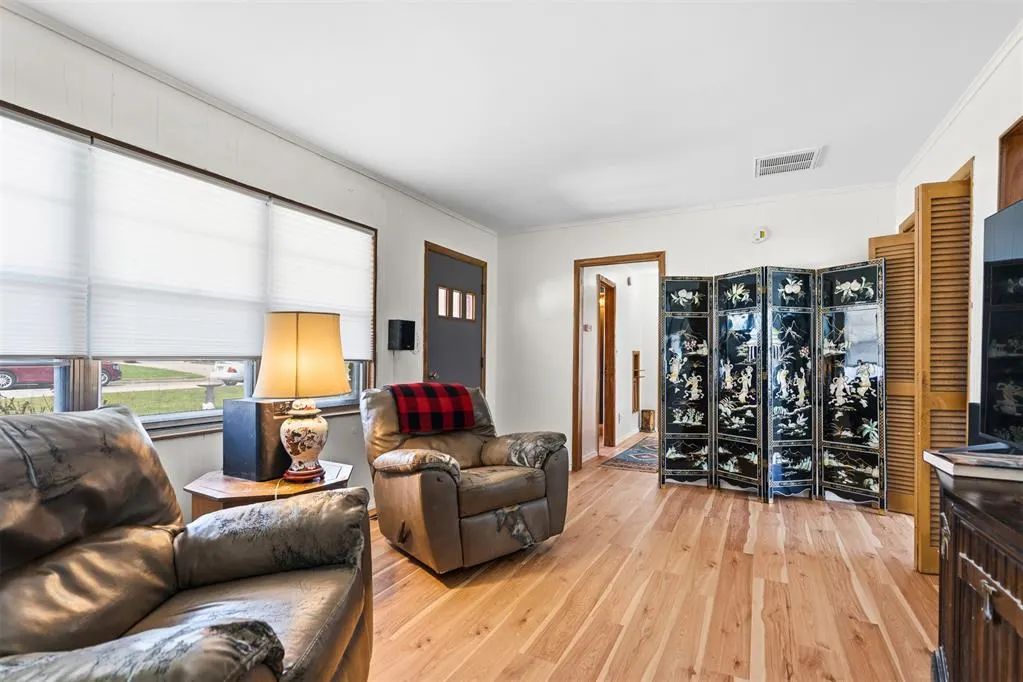 Photo 6 — 829 W 22nd Street, Ada, OK 74820