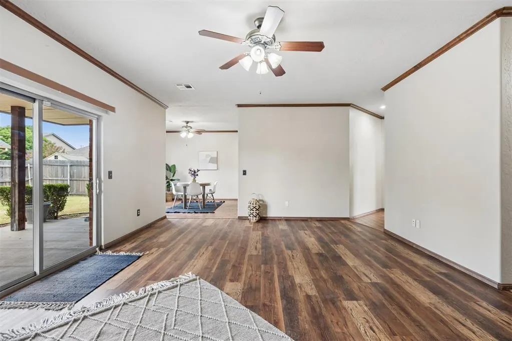 Photo 10 — 709 Blue Ridge Road, Moore, OK 73160