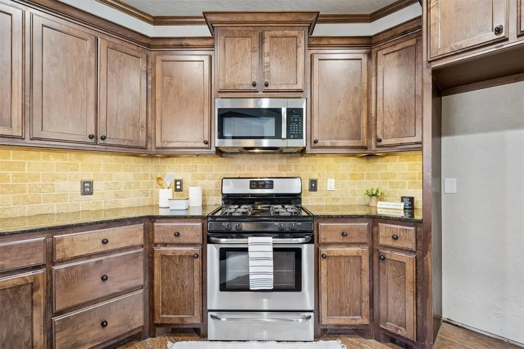 Photo 17 — 709 Blue Ridge Road, Moore, OK 73160