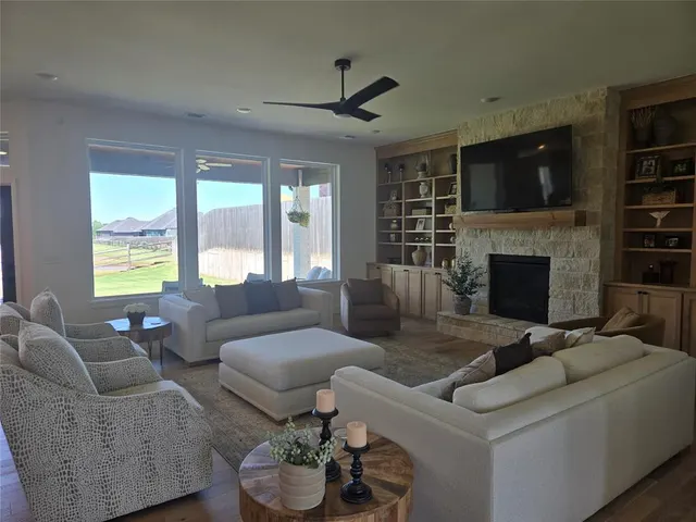 Photo 5 — 505 Campfire Lane, Norman, OK 73071