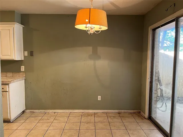 Photo 5 — 736 Red Oak Terrace, Edmond, OK 73003