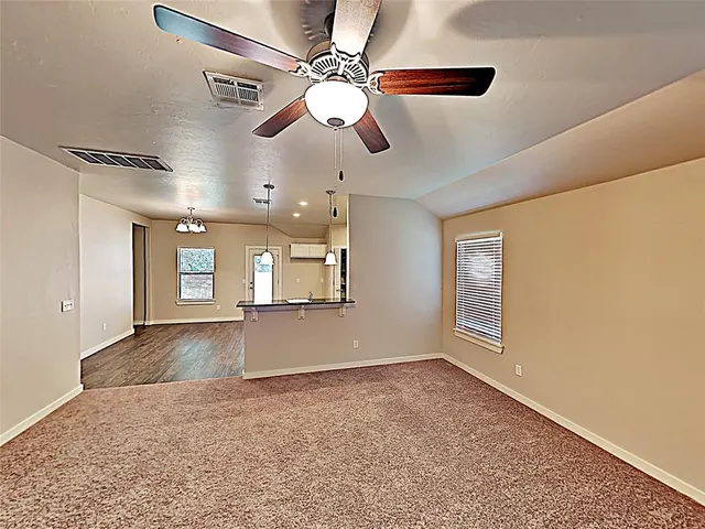 Photo 3 — 1045 Creekside Drive, Choctaw, OK 73020