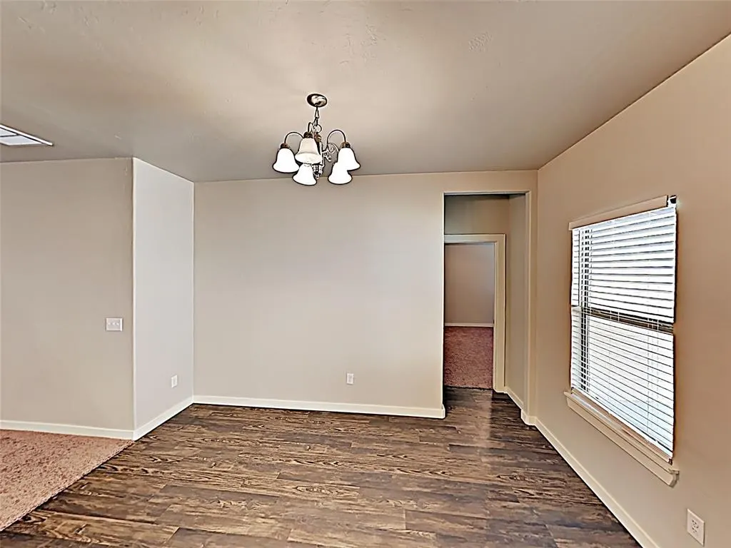 Photo 5 — 1045 Creekside Drive, Choctaw, OK 73020