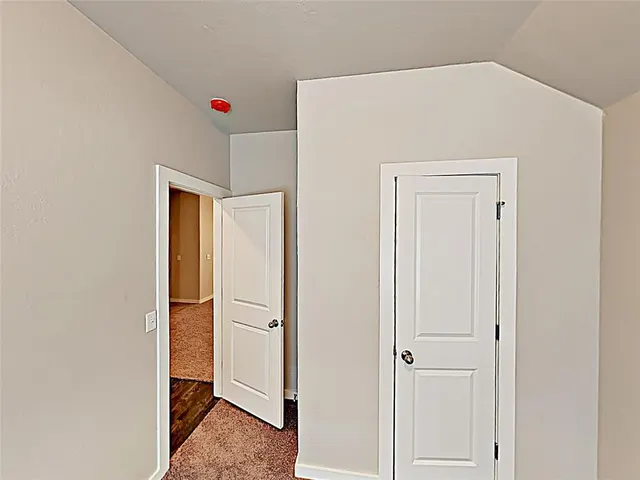 Photo 8 — 1045 Creekside Drive, Choctaw, OK 73020