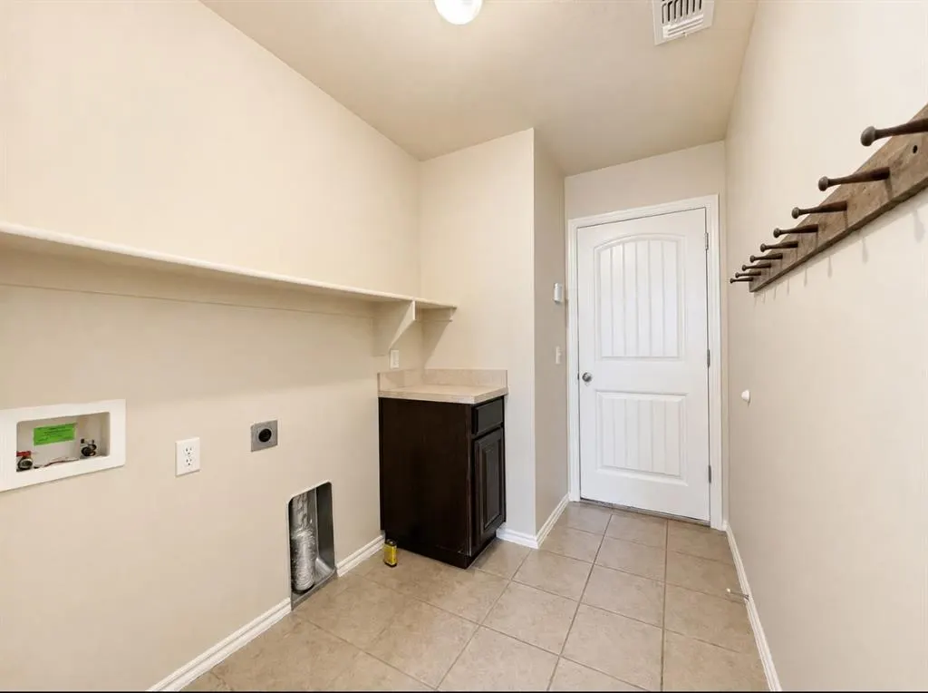 Photo 16 — 2325 SW 135th Street, Oklahoma City, OK 73170