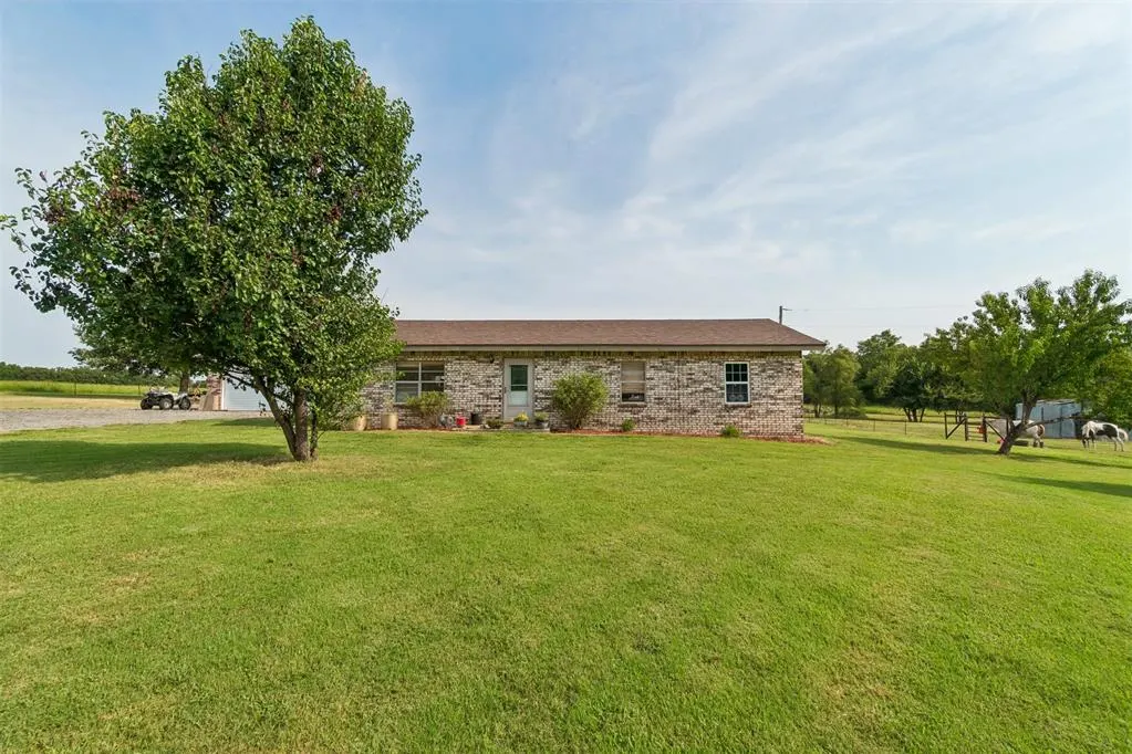 Photo 2 — 34603 Pinehill Road, Bristow, OK 74010
