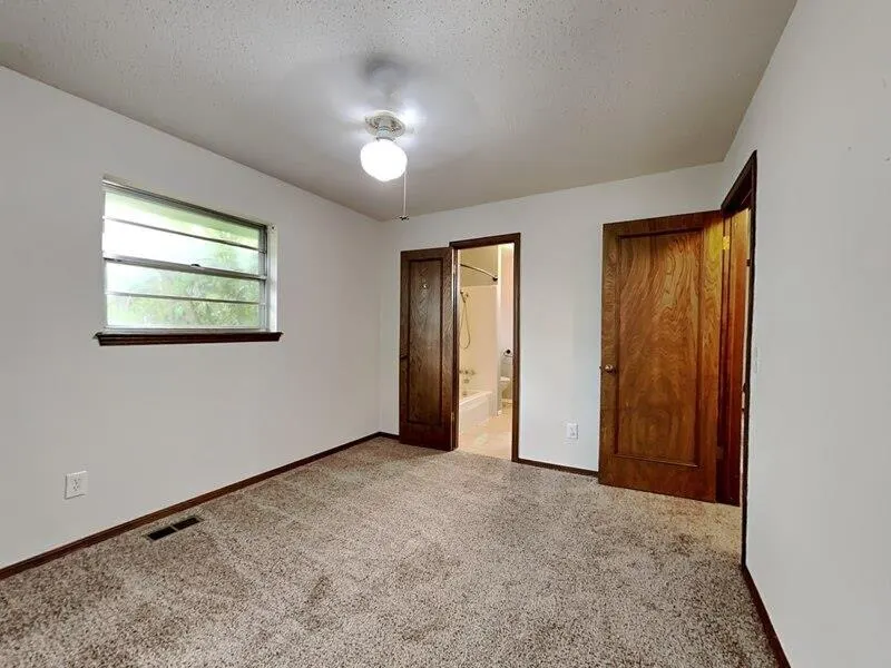 Photo 10 — 6424 N College Avenue, Oklahoma City, OK 73132