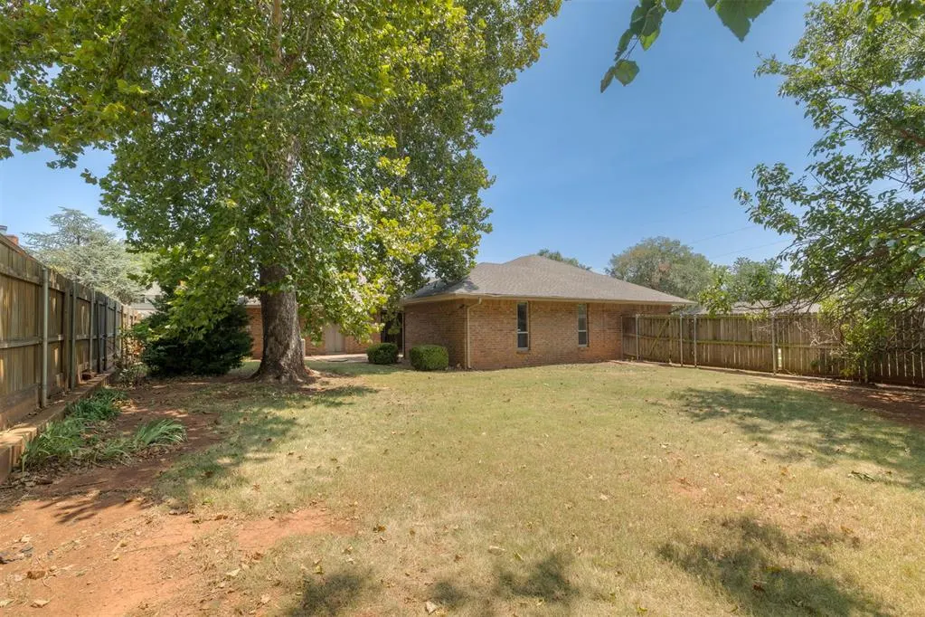 Photo 45 — 2615 NW 115th Place, Oklahoma City, OK 73120