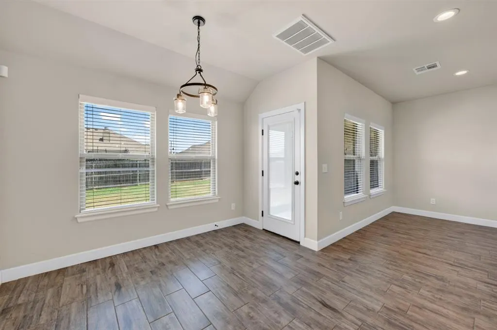 Photo 8 — 4505 Black Mesa Lane, Yukon, OK 73099