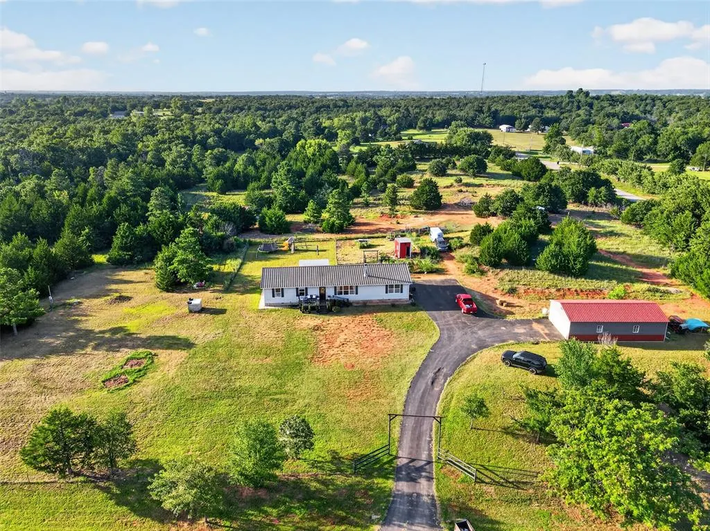 Photo 29 — 208 Moran Road, McLoud, OK 74851