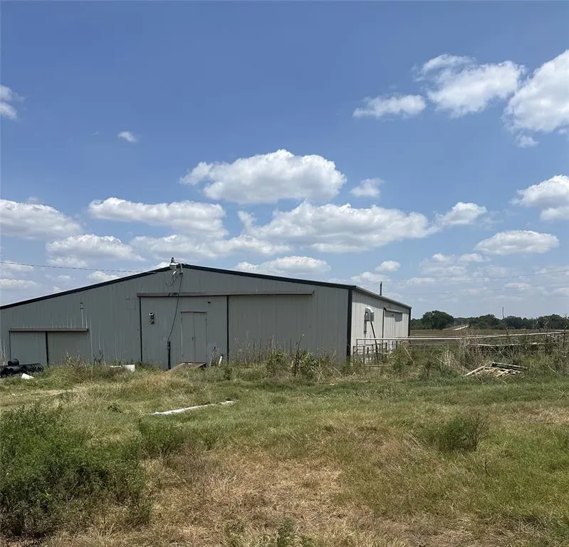 Photo 3 — 7257 E 129 Road, Holdenville, OK 74848