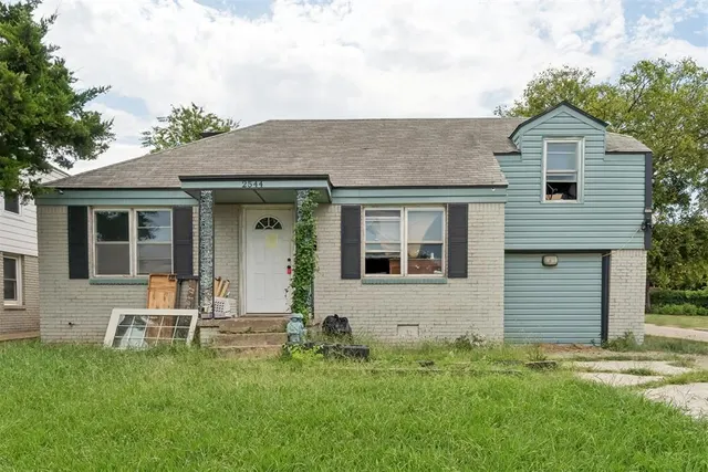 Front exterior — 2544 NW 35th Street, Oklahoma City, OK 73112