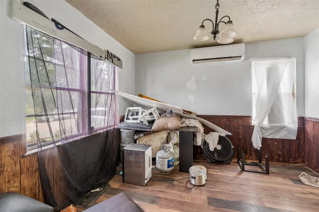Photo 2 — 2544 NW 35th Street, Oklahoma City, OK 73112