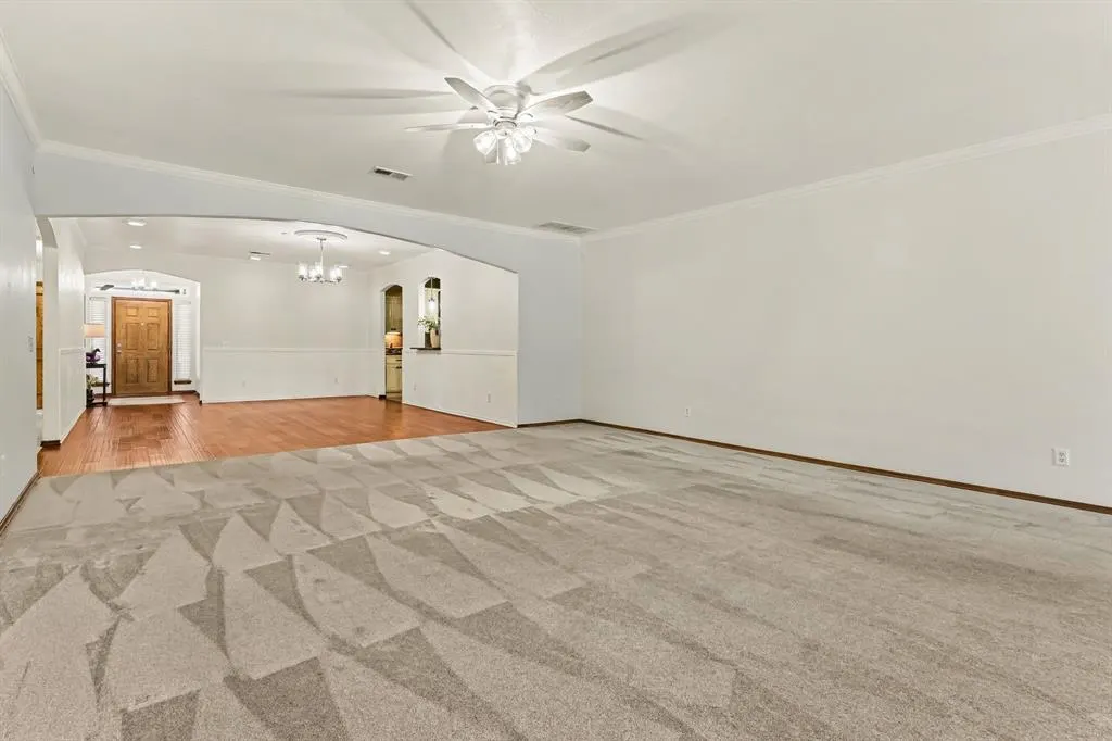 Photo 18 — 11305 NW 105th Street, Yukon, OK 73099