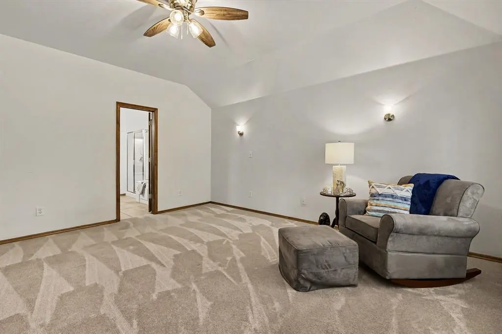 Photo 21 — 11305 NW 105th Street, Yukon, OK 73099