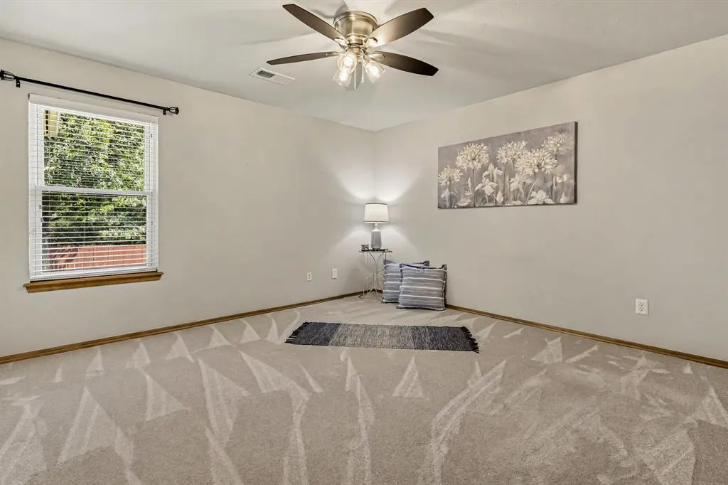 Photo 32 — 11305 NW 105th Street, Yukon, OK 73099