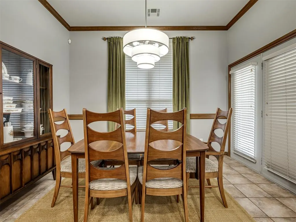 Photo 19 — 912 Regal Road, Yukon, OK 73099