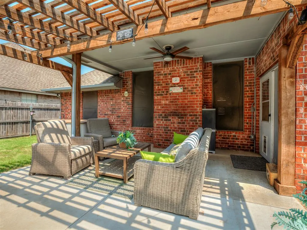 Photo 25 — 912 Regal Road, Yukon, OK 73099